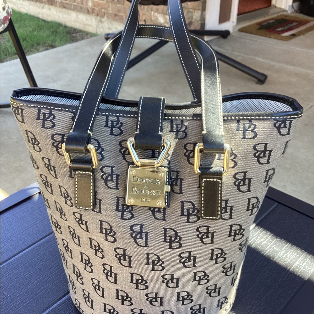 Dooney & Bourke Black  Tote Bag